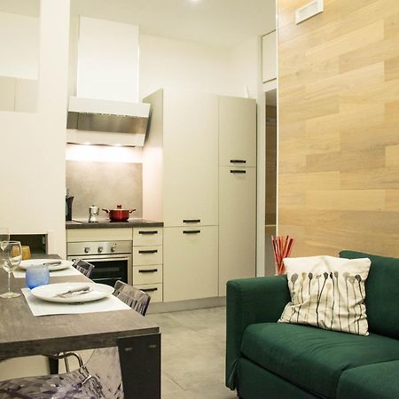 Largo Leopardi Modern Apartment โรม ภายนอก รูปภาพ